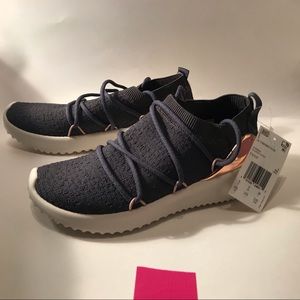Adidas Cloudfoam Ultramotion 6.5